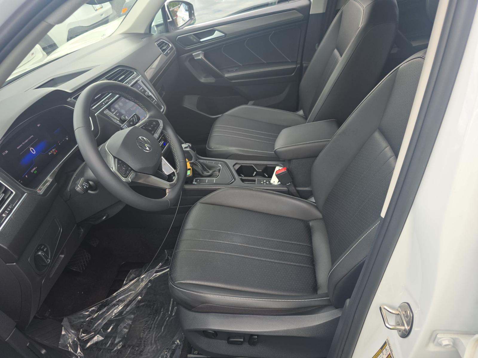 2023 Volkswagen Tiguan 2.0T SE FWD