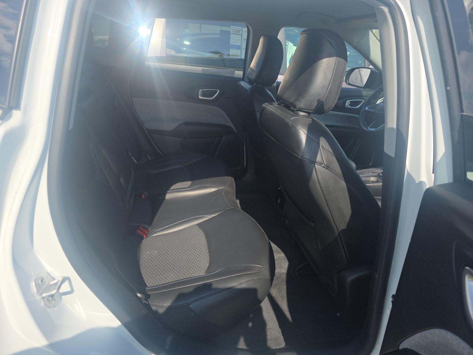 2022 Jeep Compass Latitude AWD