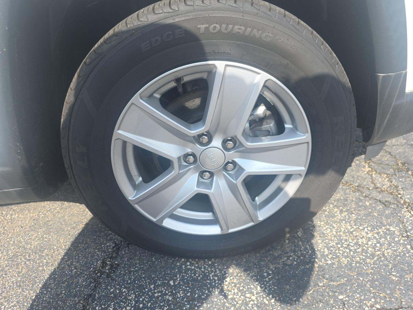 2022 Jeep Compass Latitude AWD