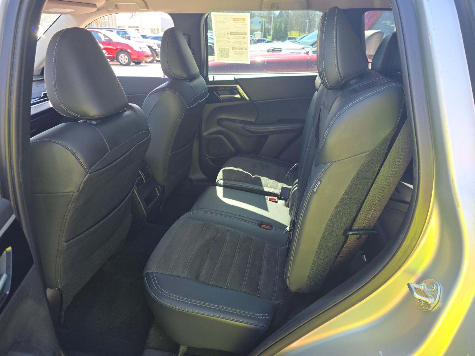 2023 Mitsubishi Outlander SE AWD