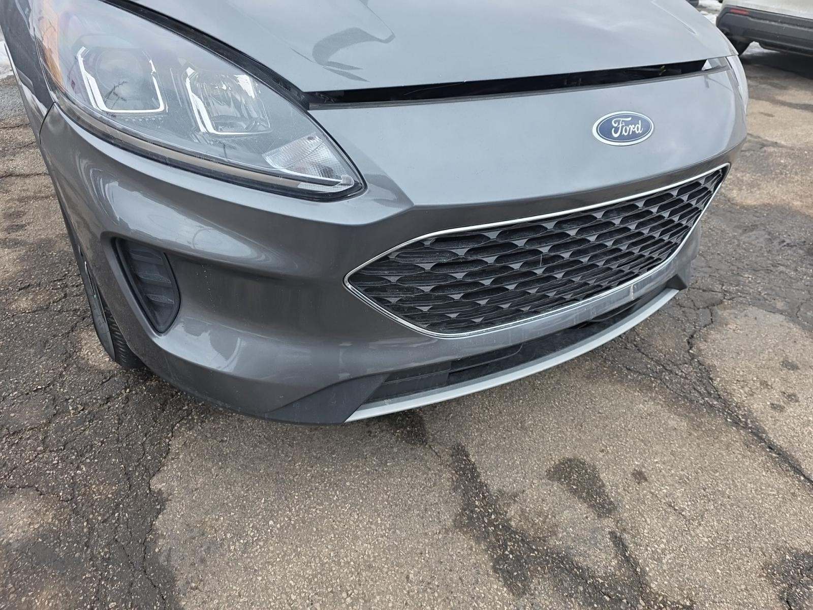 2022 Ford Escape Plug-In Hybrid SE FWD