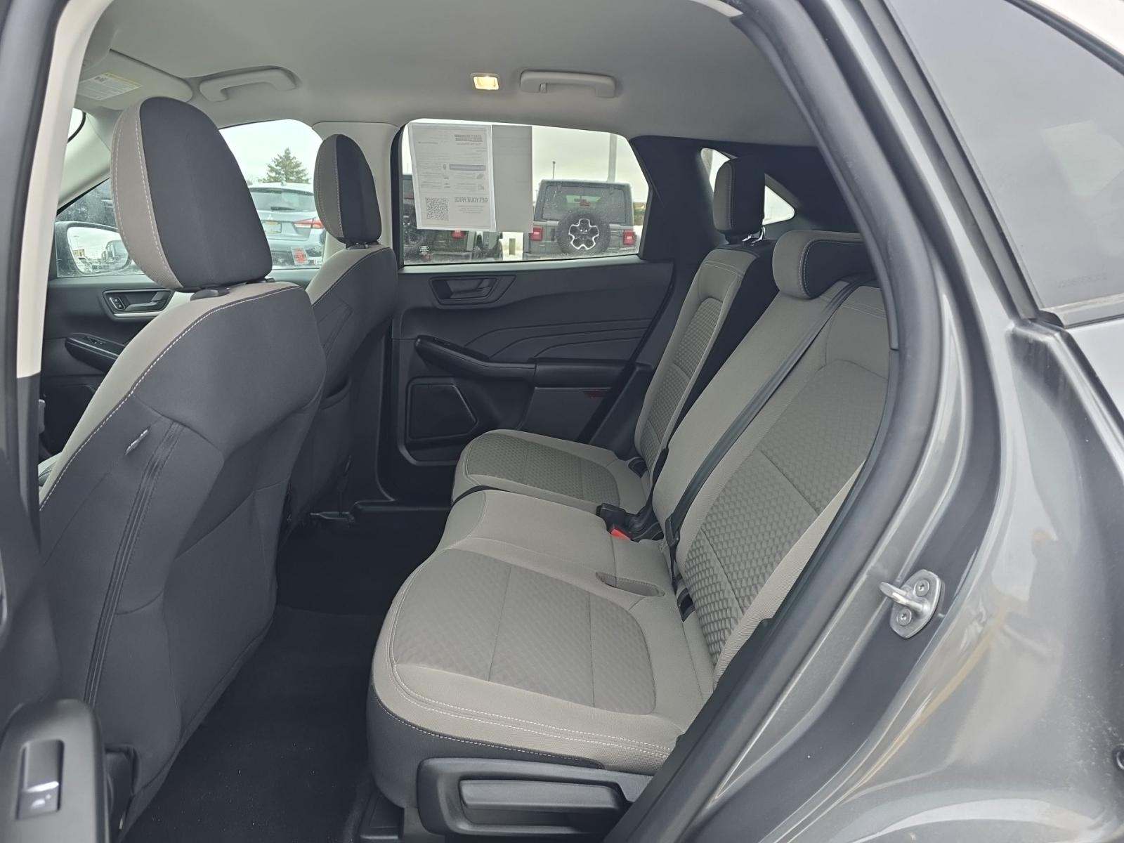 2022 Ford Escape Plug-In Hybrid SE FWD