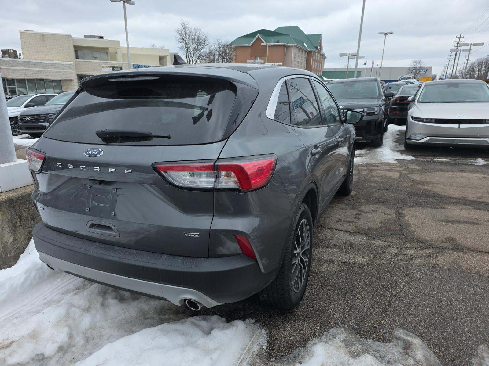 2022 Ford Escape Plug-In Hybrid SE FWD