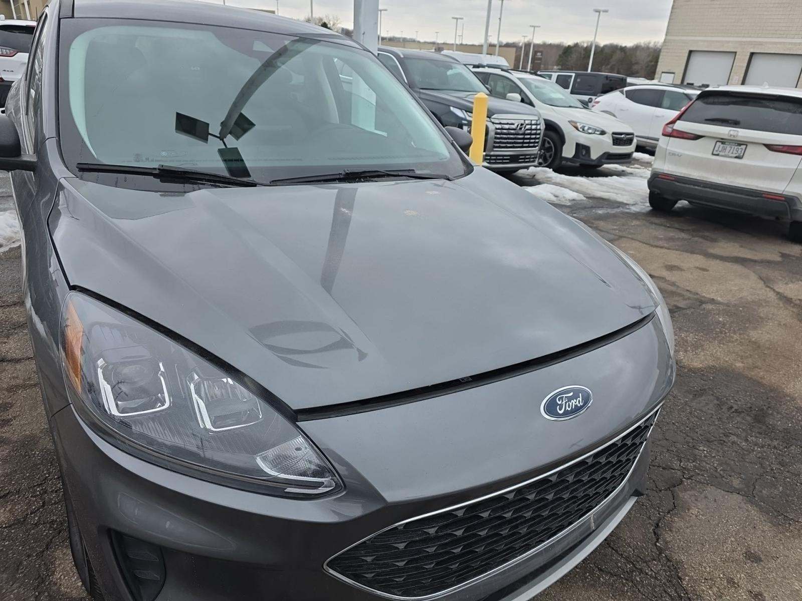 2022 Ford Escape Plug-In Hybrid SE FWD
