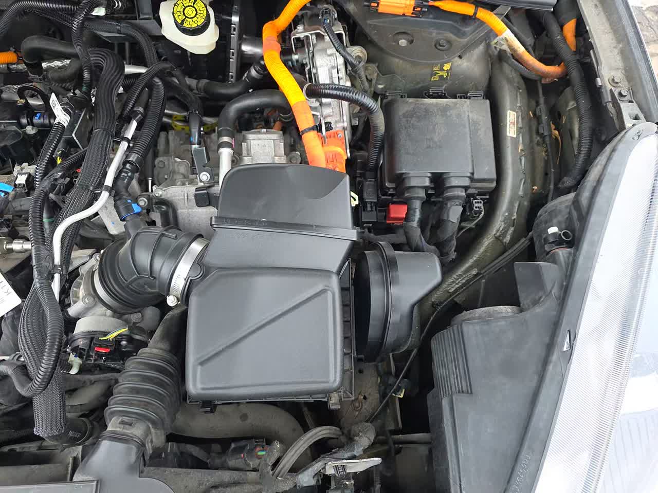 2022 Ford Escape Plug-In Hybrid SE FWD