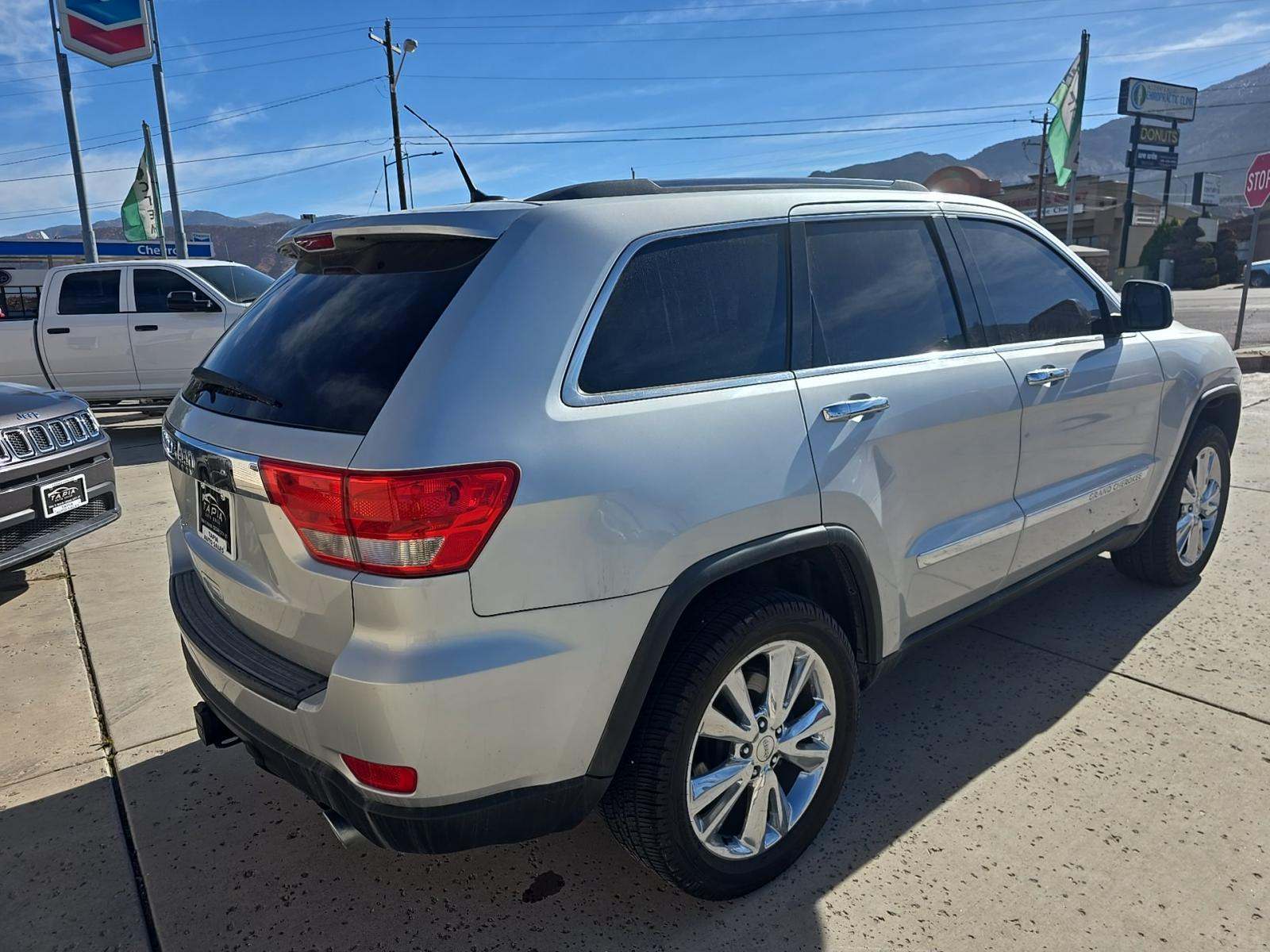 JEEP GRAND CHEROKEE - 3