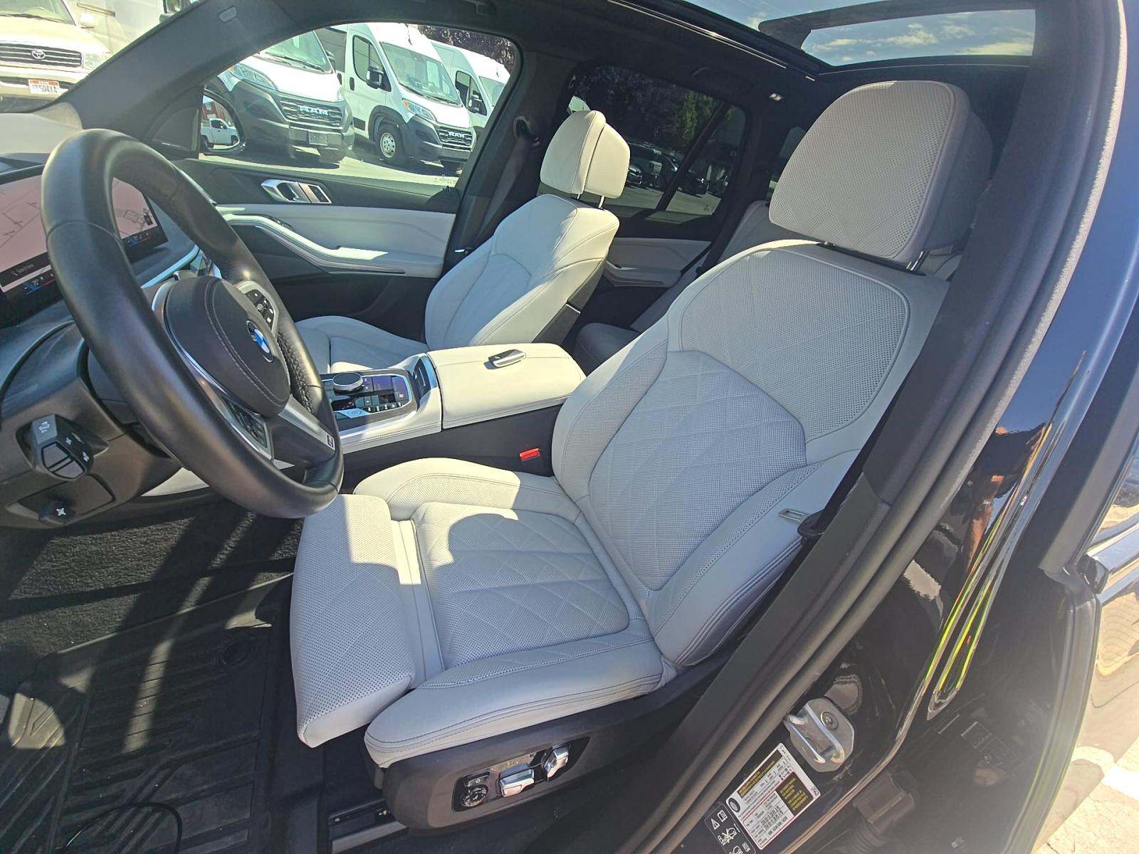 2025 BMW X5 xDrive40i AWD