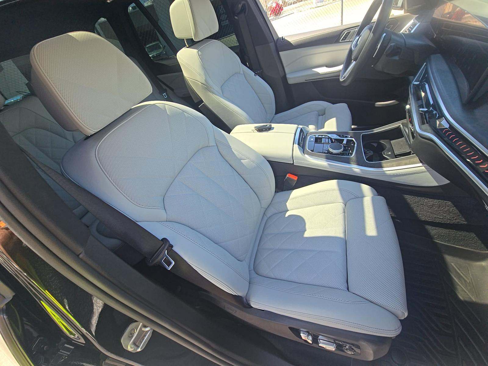2025 BMW X5 xDrive40i AWD
