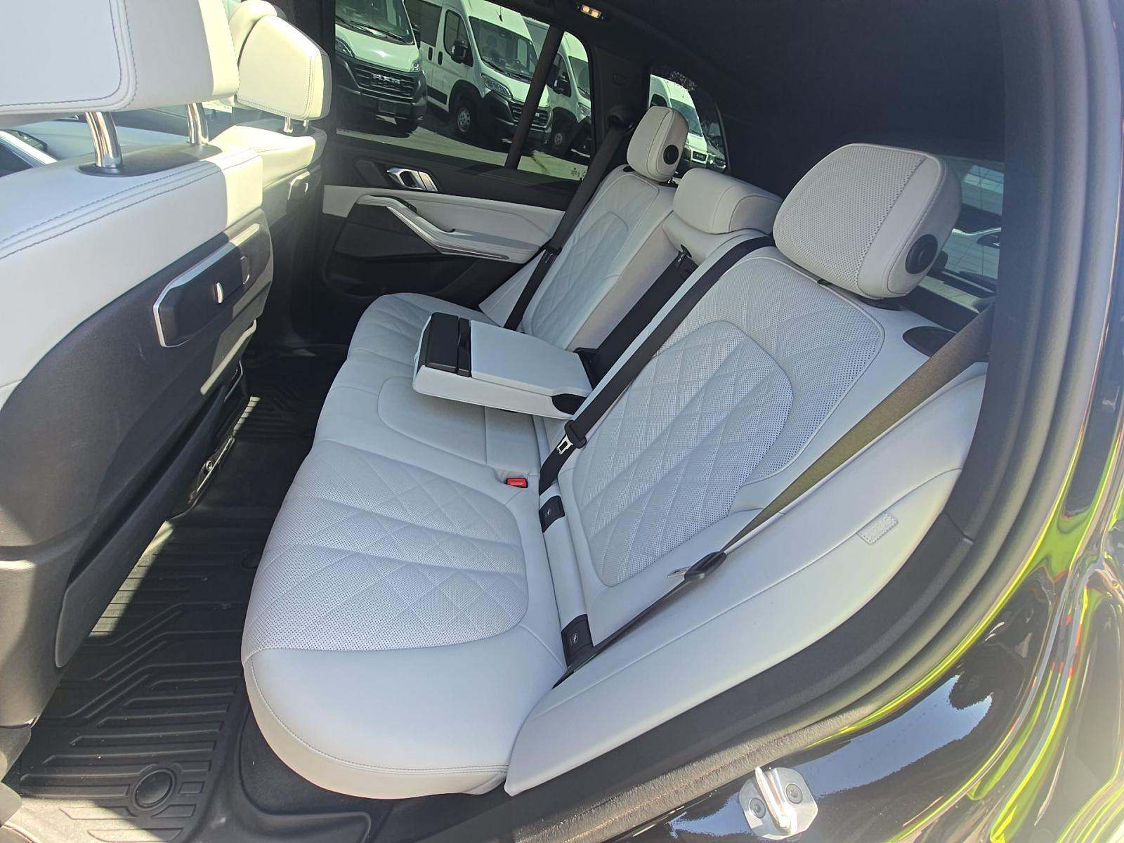 2025 BMW X5 xDrive40i AWD