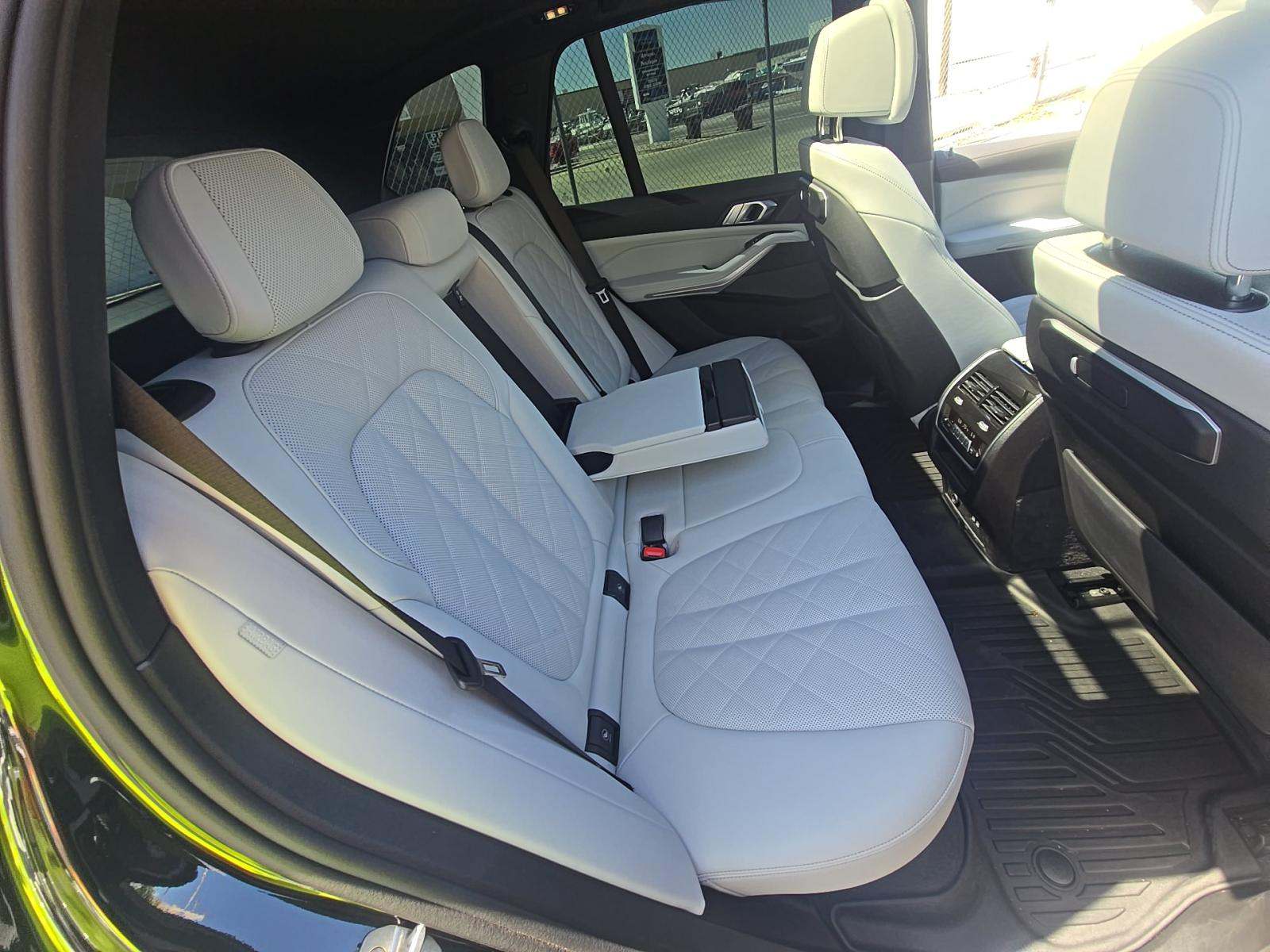 2025 BMW X5 xDrive40i AWD