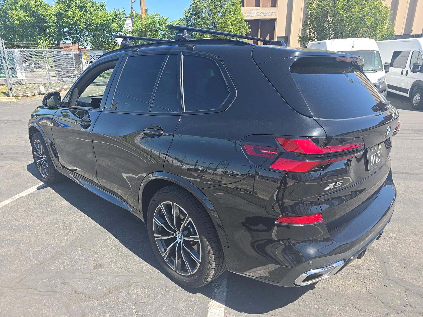 2025 BMW X5 xDrive40i AWD