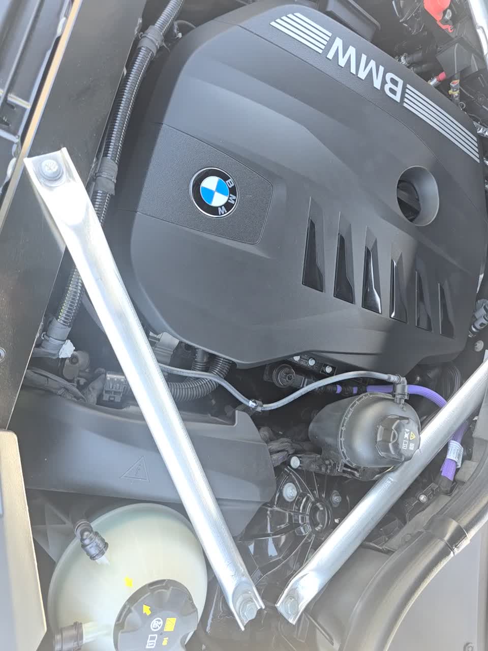 2025 BMW X5 xDrive40i AWD