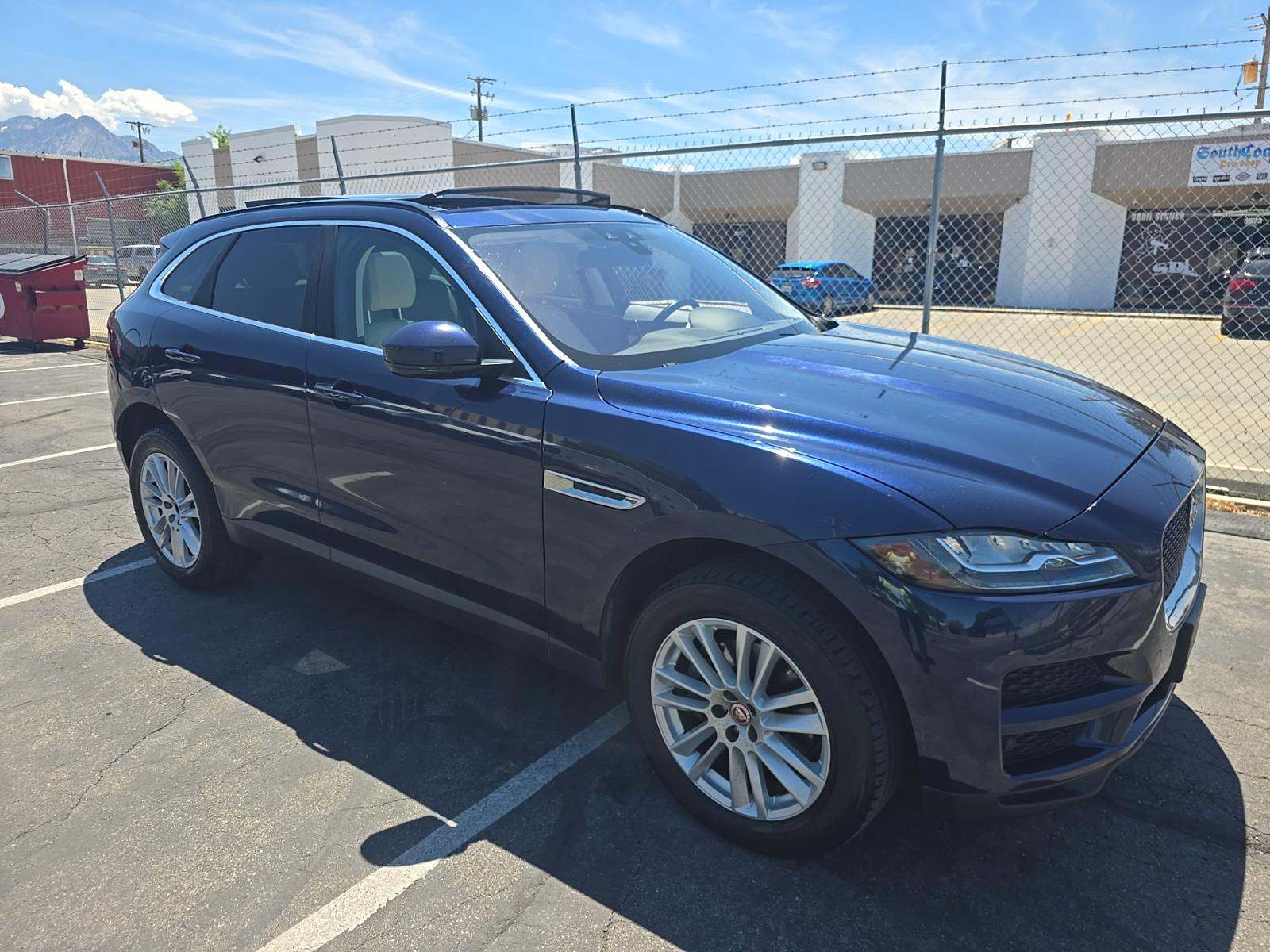 2017 Jaguar F-PACE 35t Prestige AWD