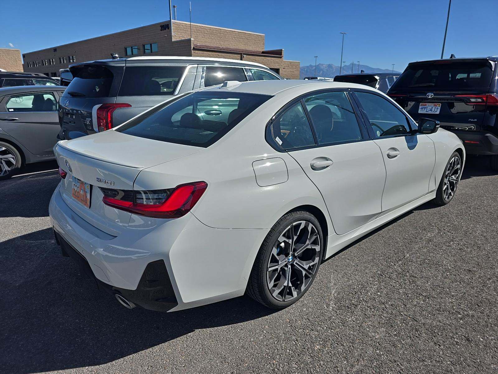 2025 BMW 3 Series 330i xDrive AWD