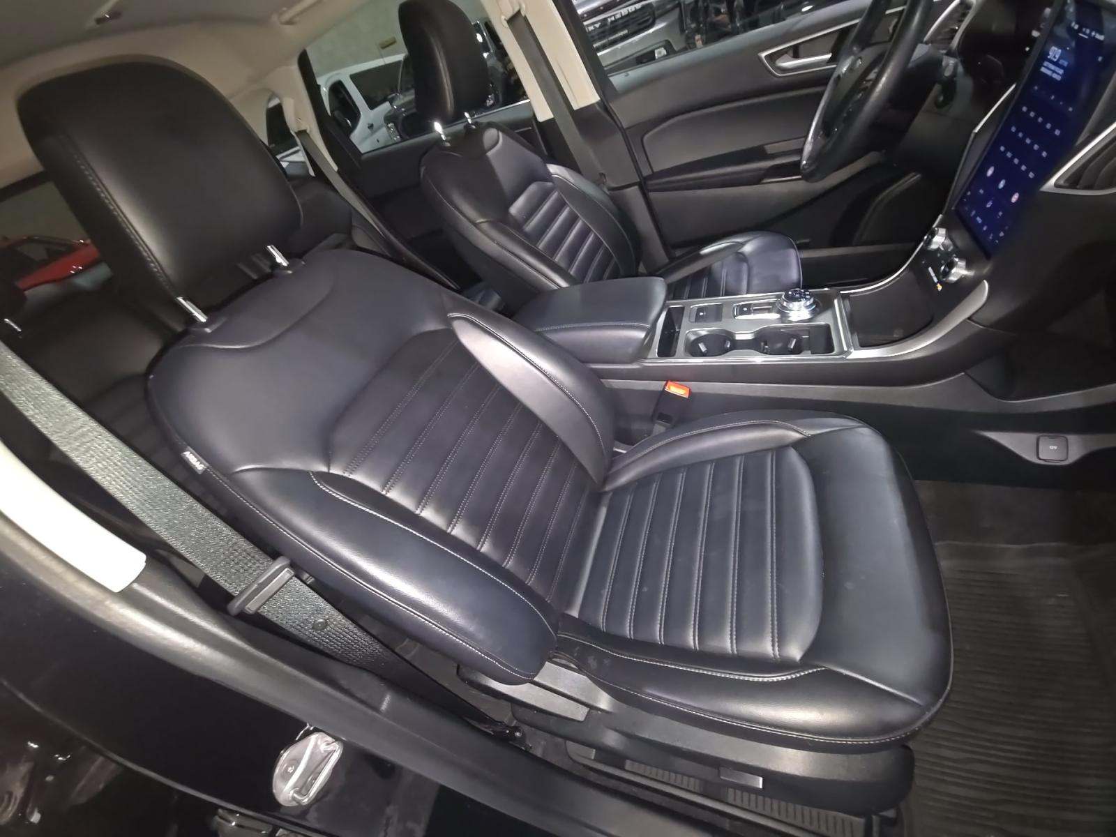 2022 Ford Edge SEL AWD