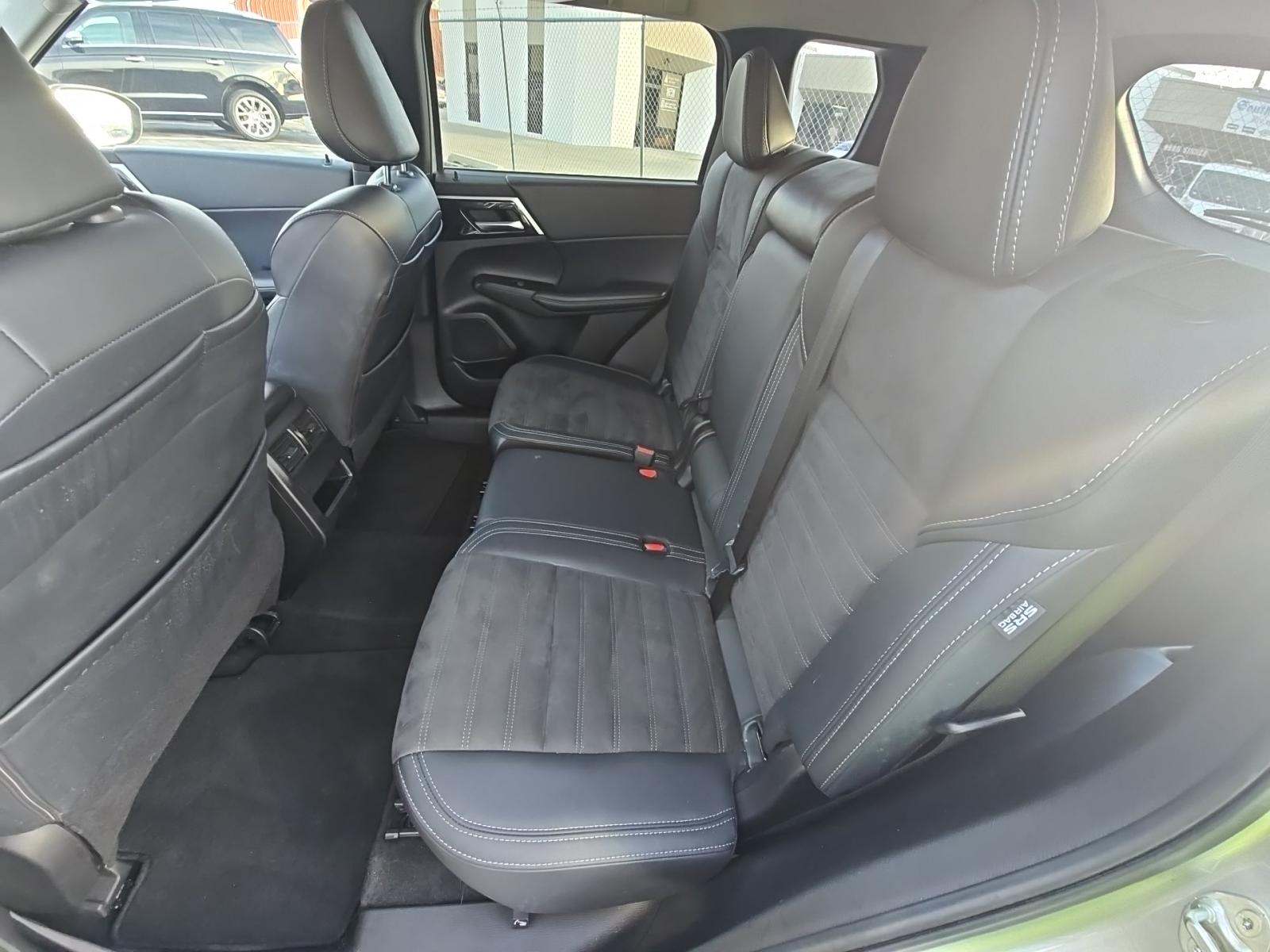 2024 Mitsubishi Outlander SE AWD