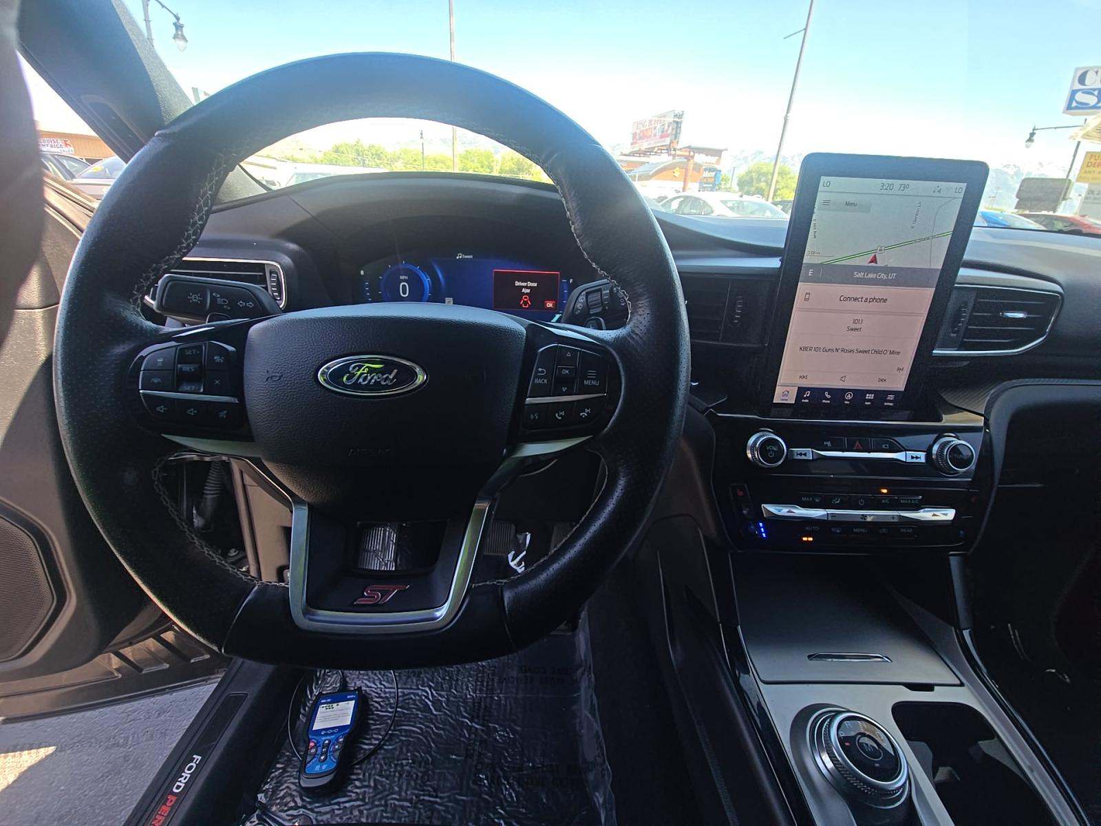 FORD EXPLORER - 10