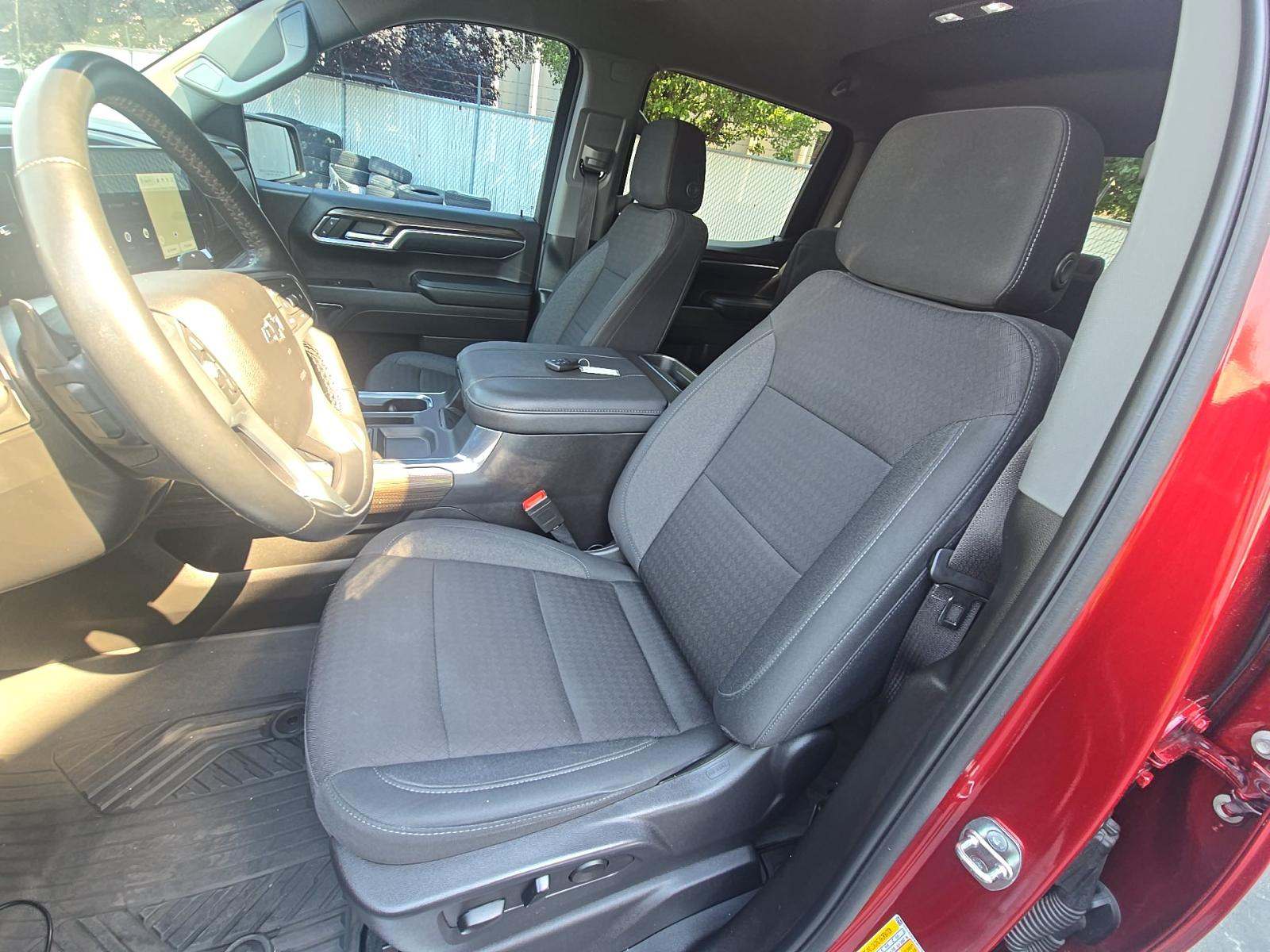 2023 Chevrolet Silverado 1500 RST AWD