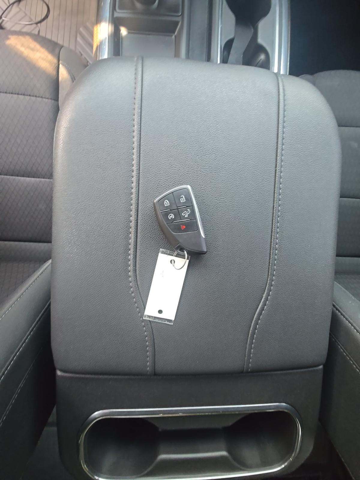 2023 Chevrolet Silverado 1500 RST AWD