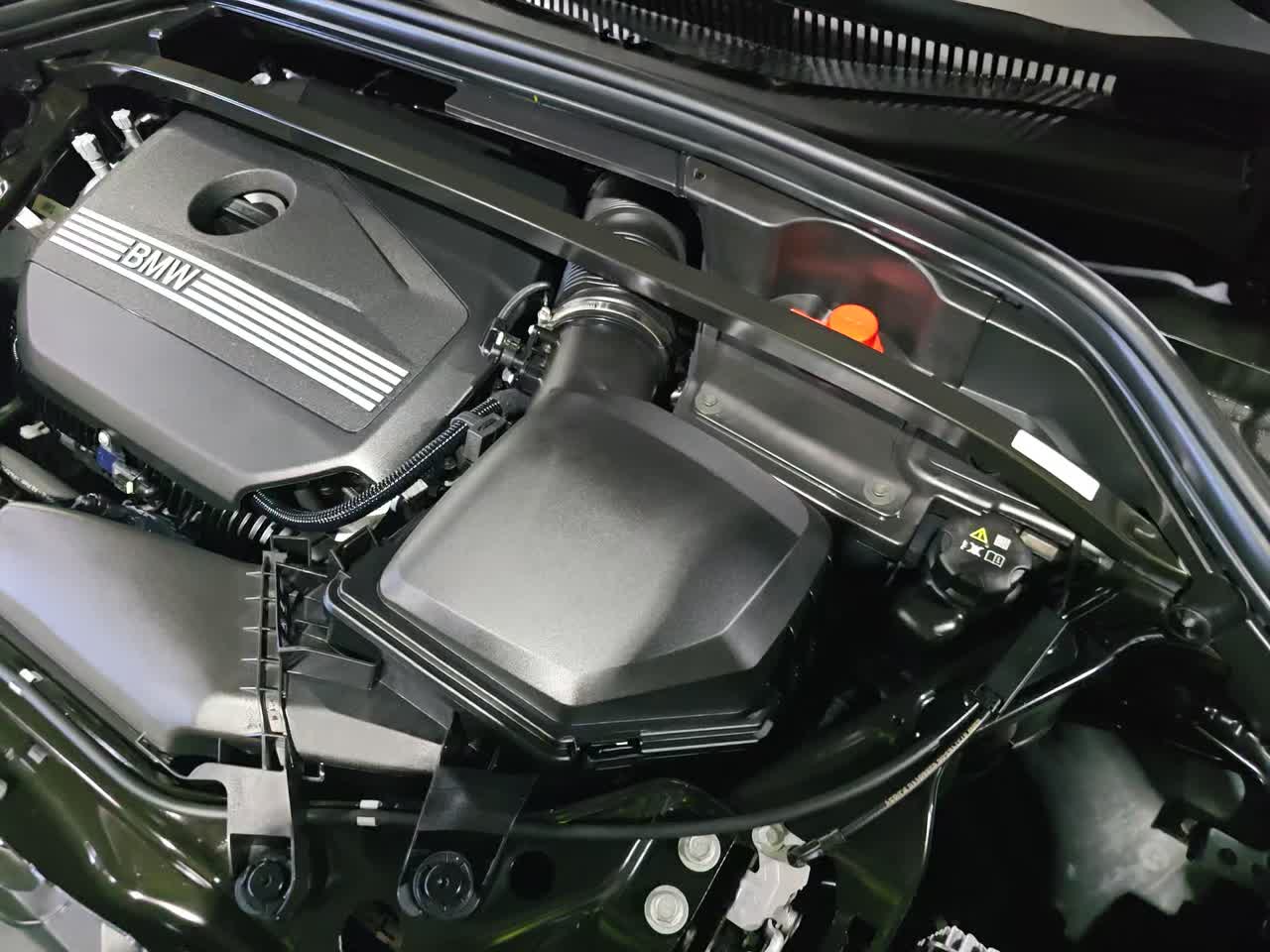 2025 BMW X2 xDrive28i AWD