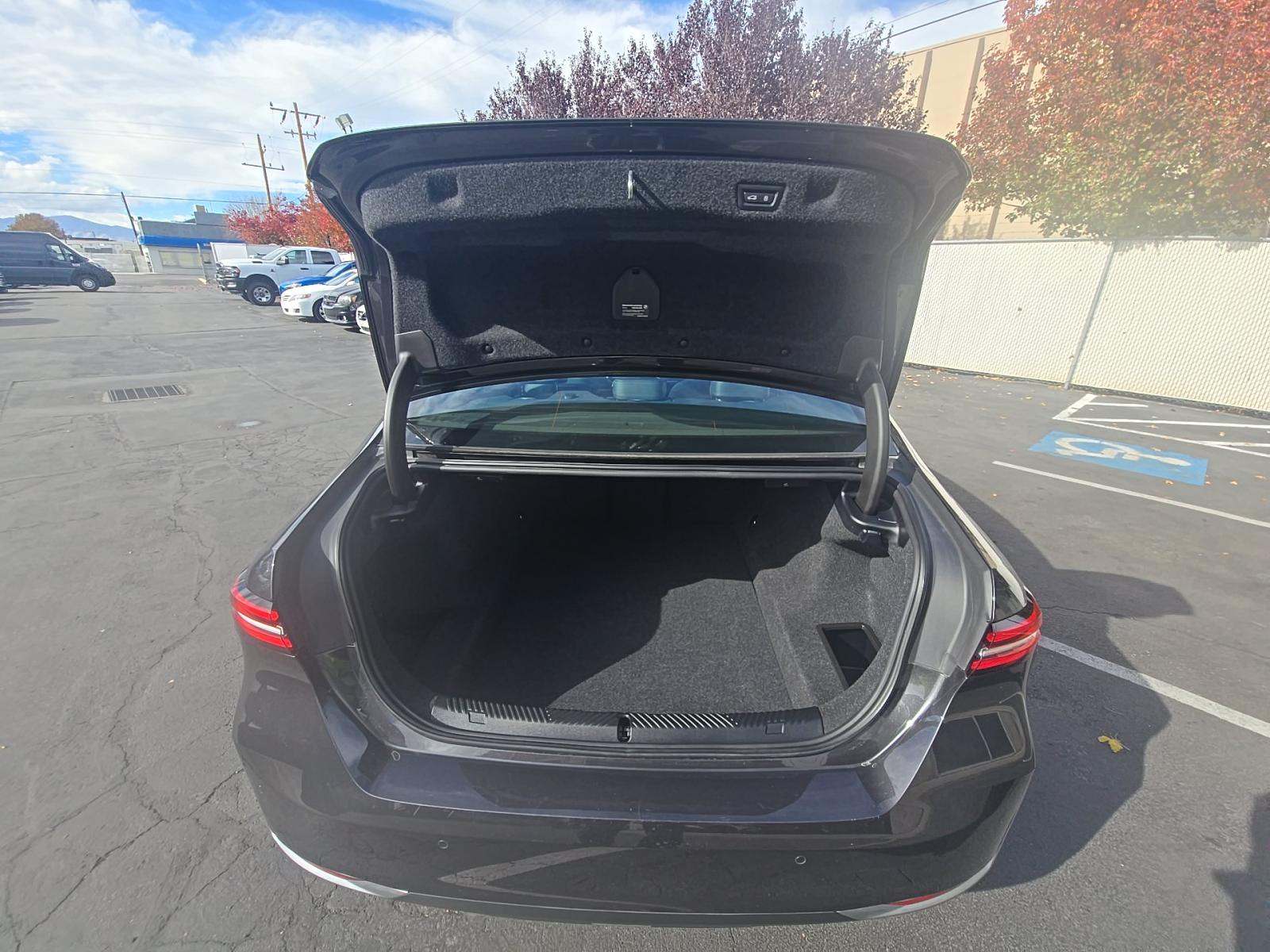 2025 BMW 5 Series 540i xDrive AWD