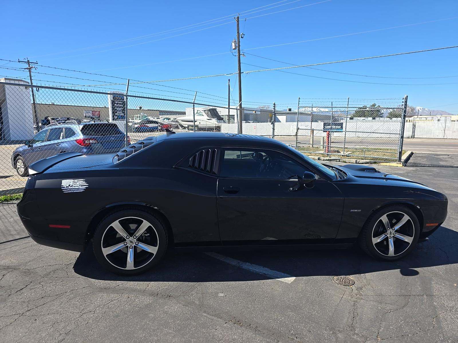 DODGE CHALLENGER - 4