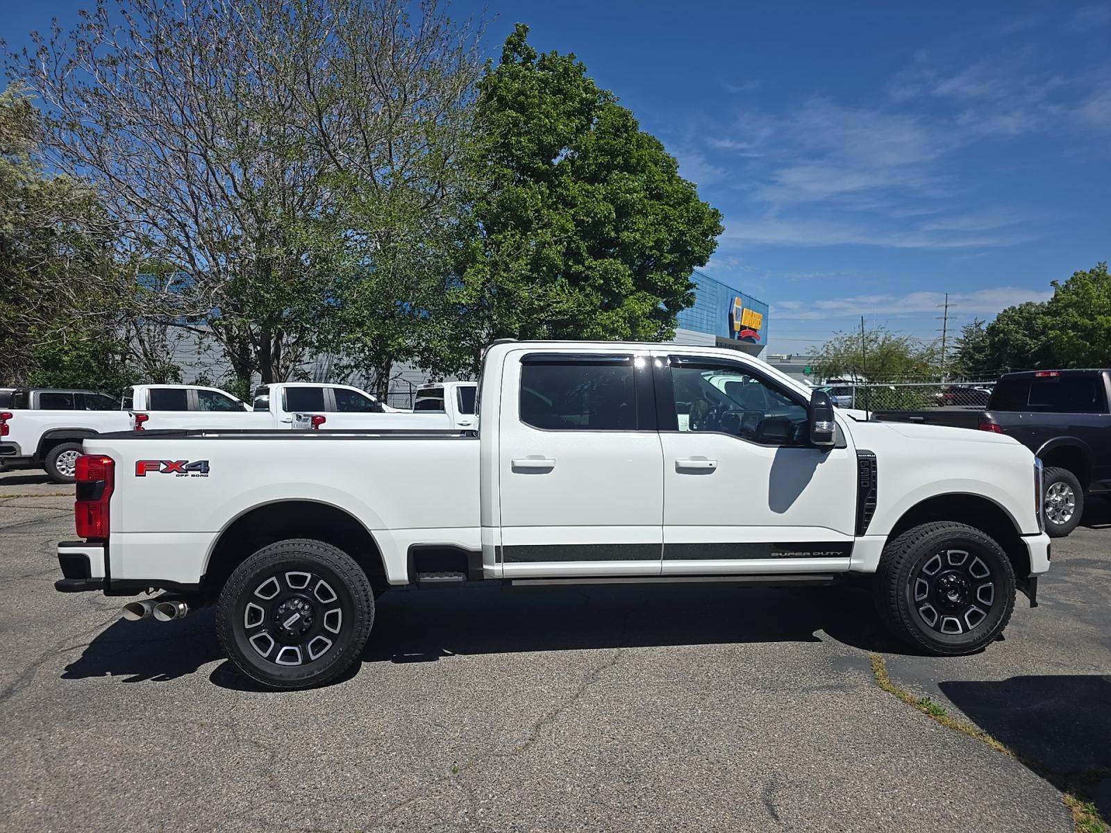 FORD F-350 - 4