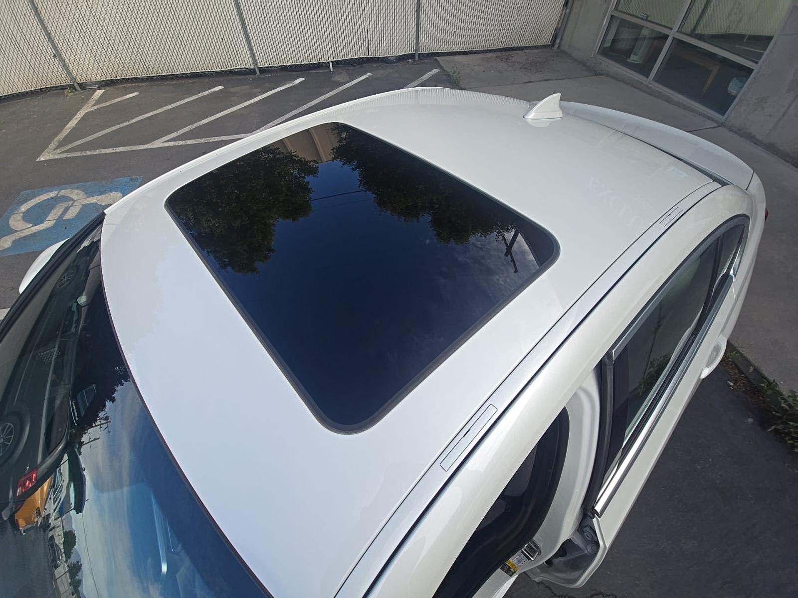2022 BMW 3 Series 330e xDrive AWD