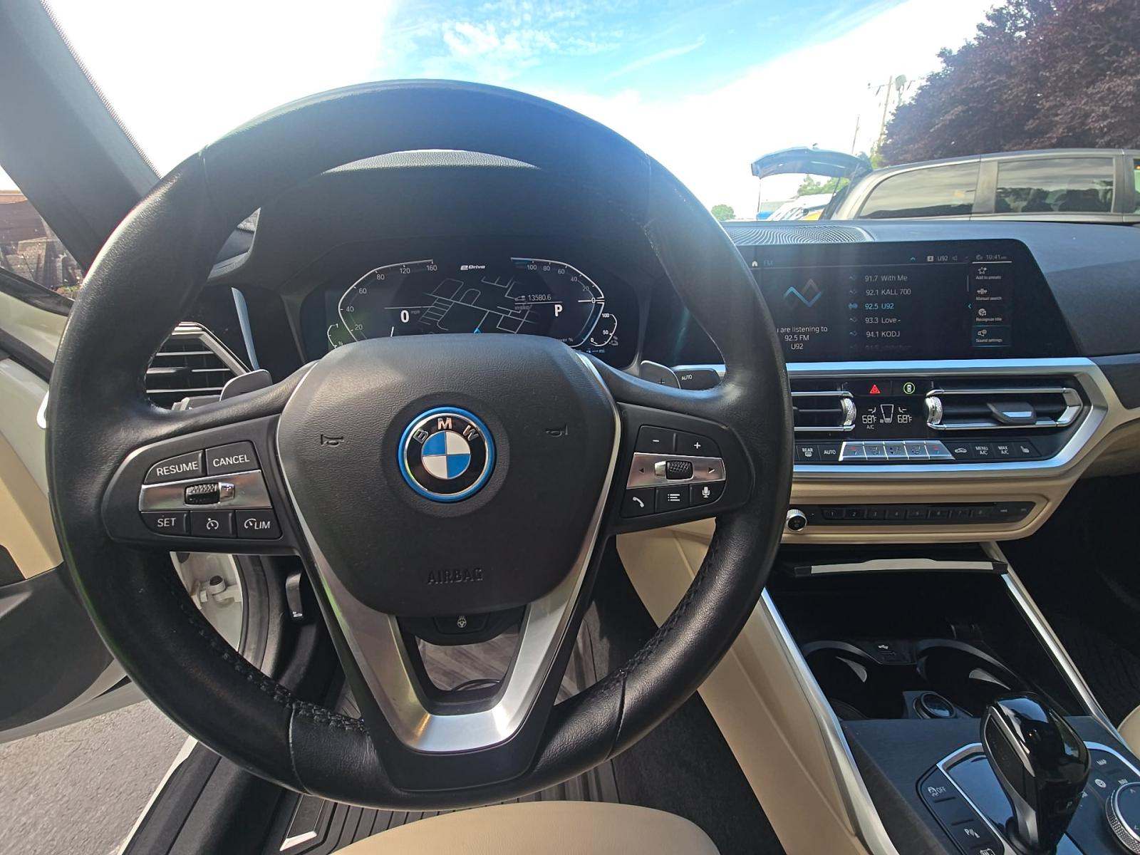 2022 BMW 3 Series 330e xDrive AWD