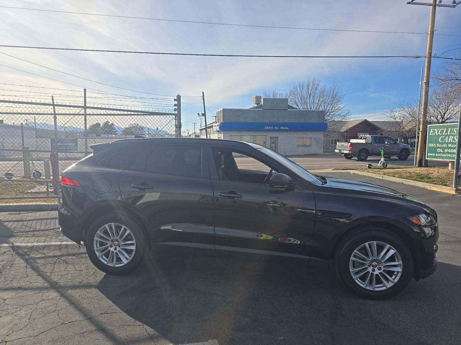 2017 Jaguar F-PACE 35t Prestige AWD