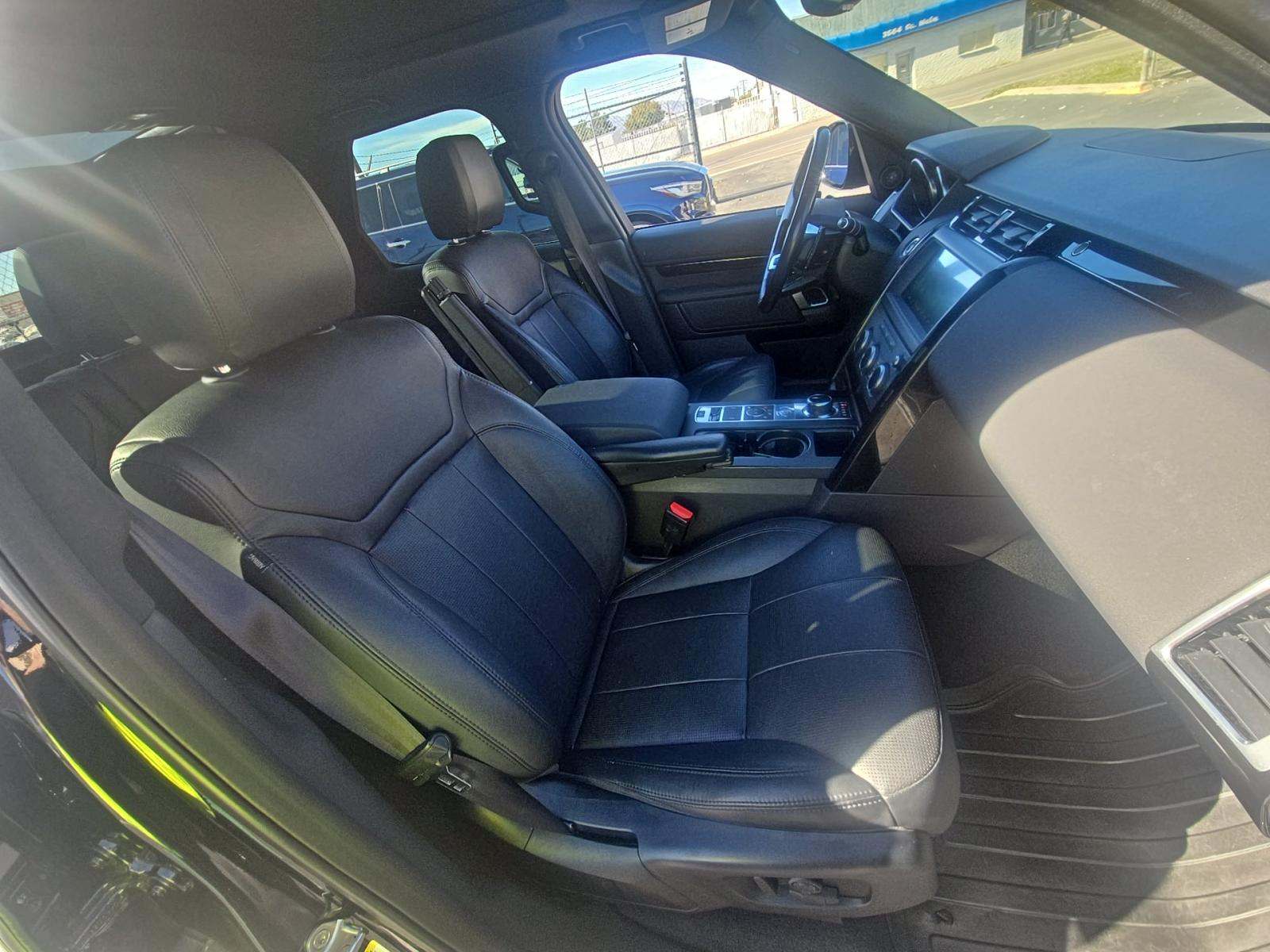 2019 Land Rover Discovery SE AWD