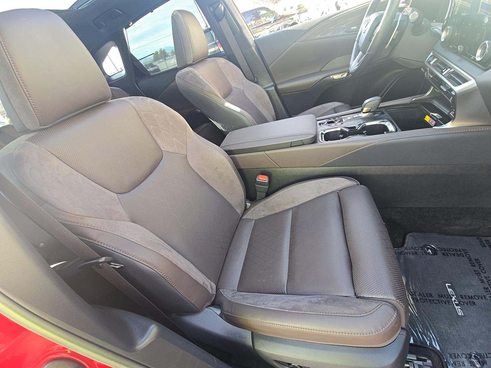 2024 Lexus RX 450h+ Luxury AWD