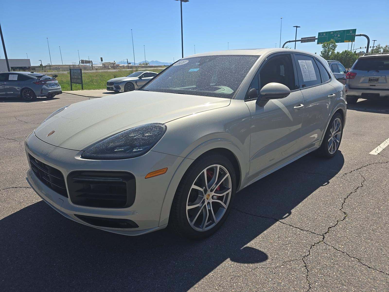 PORSCHE CAYENNE - 1