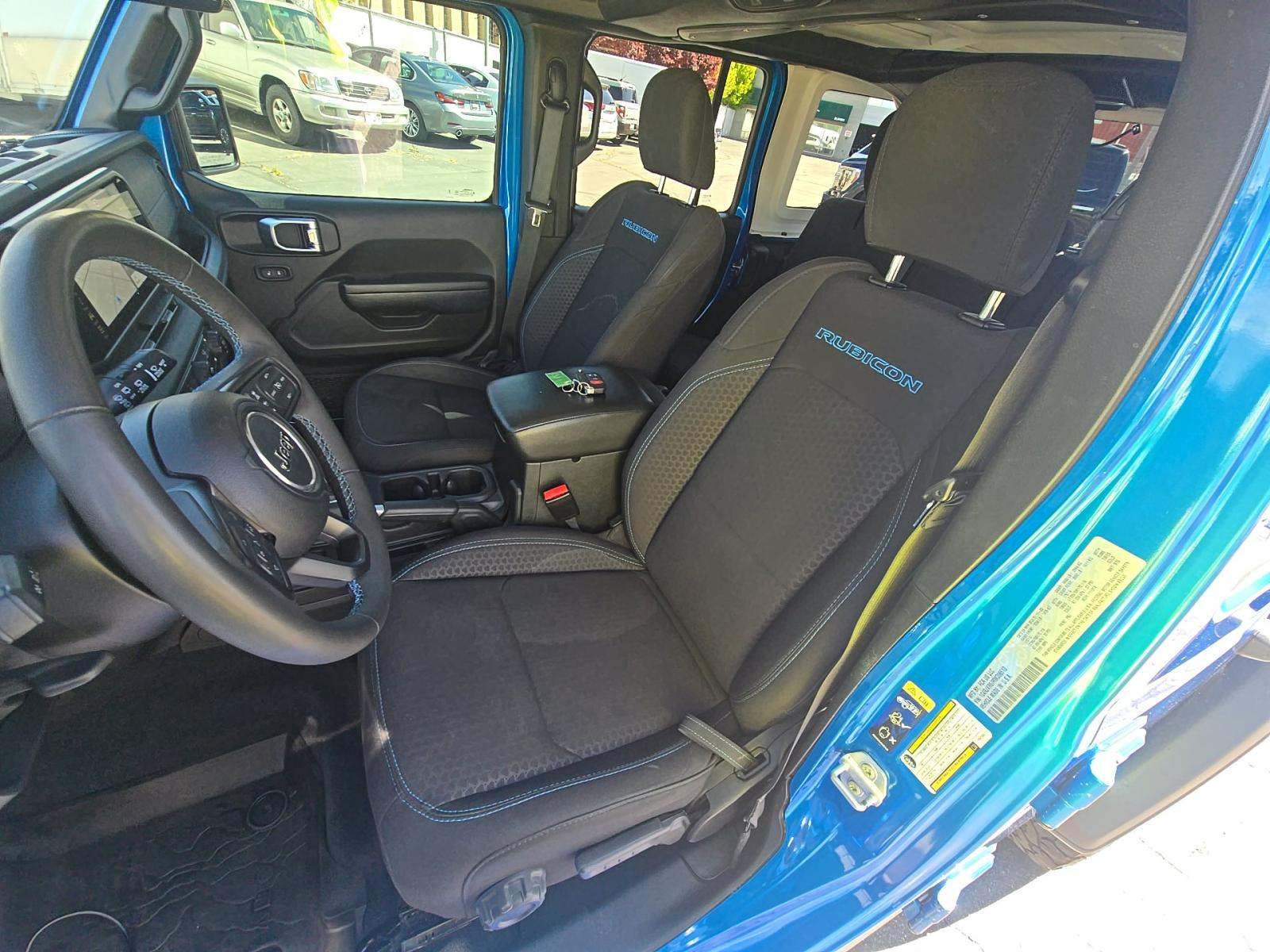 JEEP 4XE RUBICON - 6