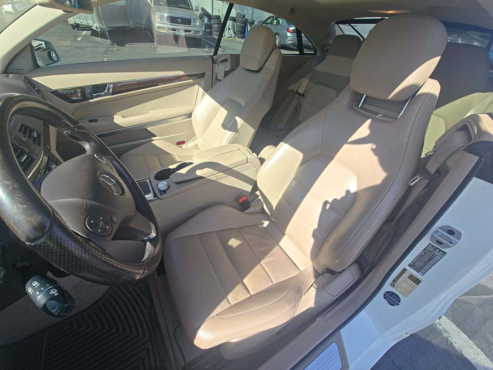 MERCEDES-BENZ E-CLASS - 6