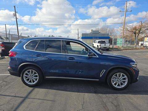 2023 BMW X5 xDrive40i AWD