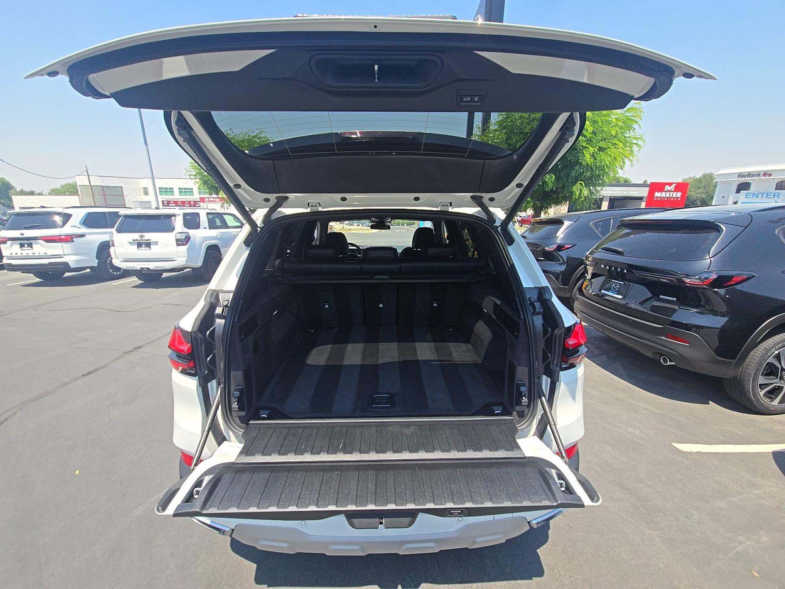 2026 BMW X5 xDrive40i AWD