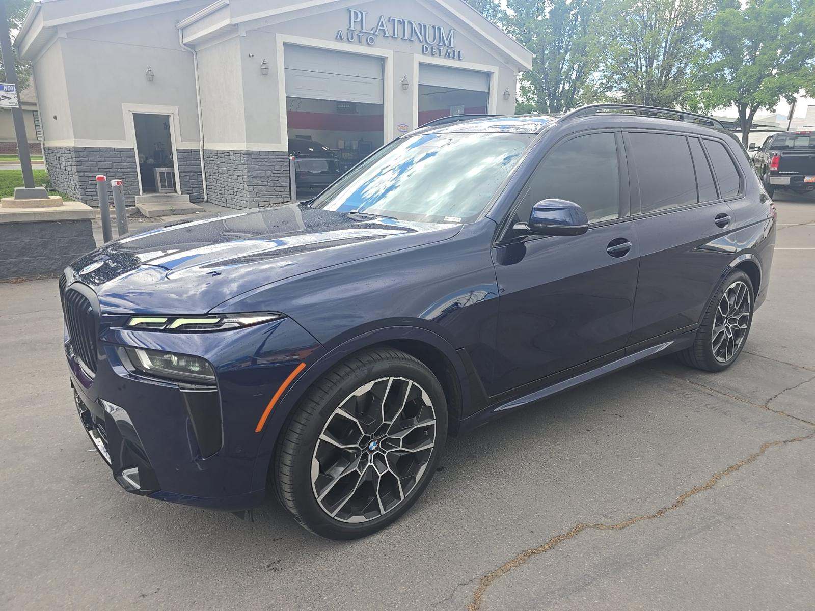 2025 BMW X7 xDrive40i AWD
