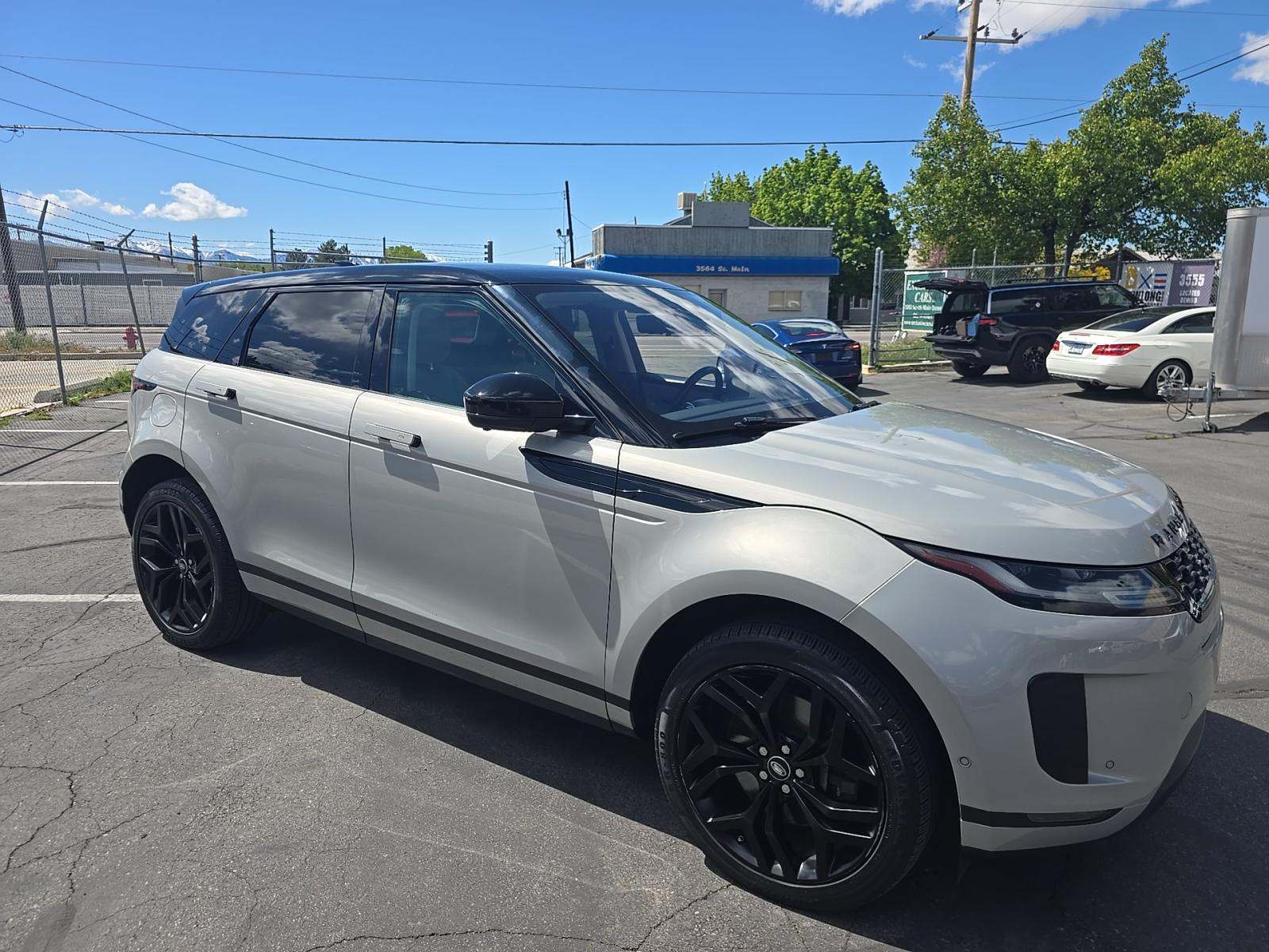 2020 Land Rover Range Rover Evoque SE AWD
