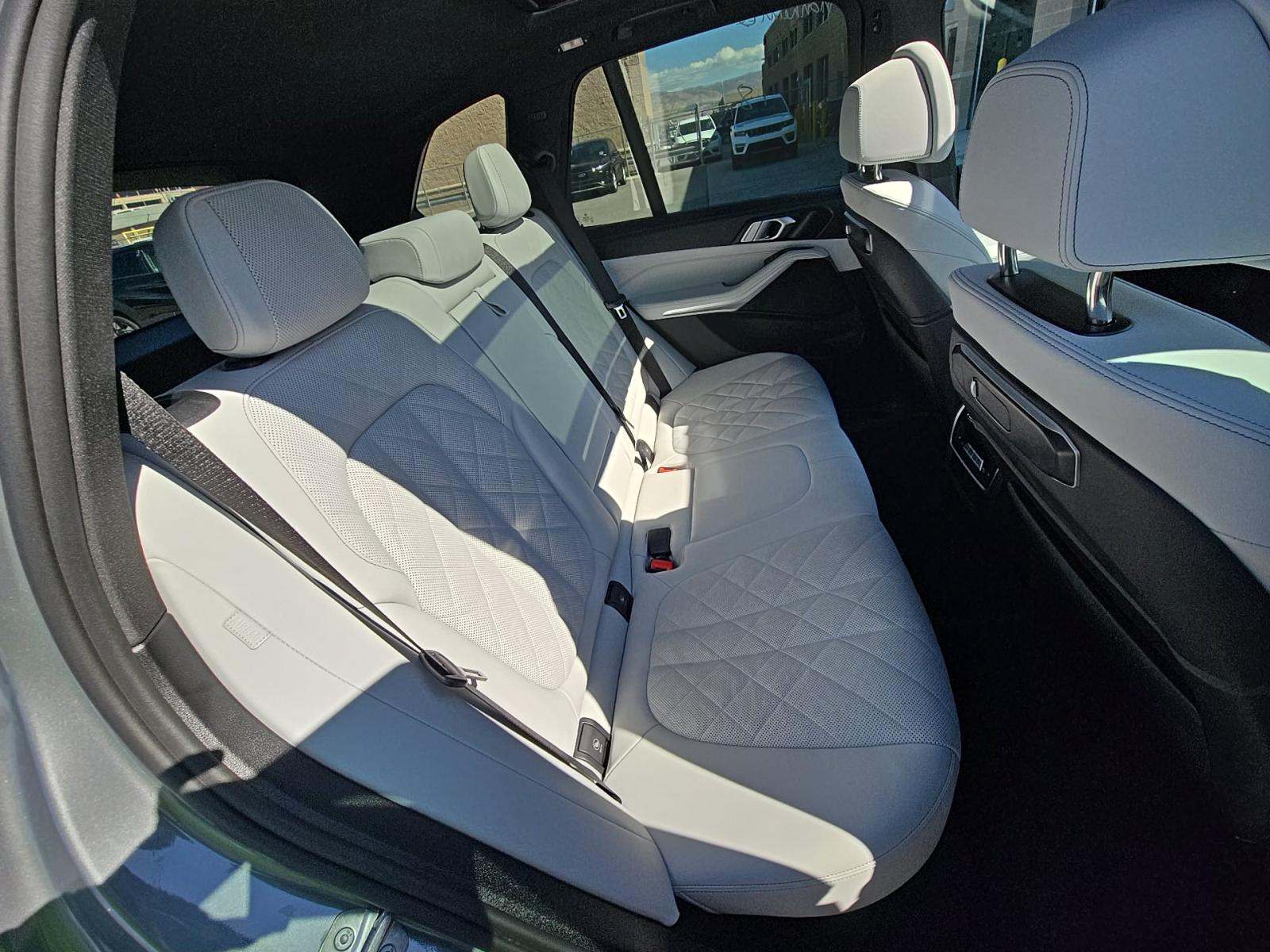 2025 BMW X5 xDrive50e AWD