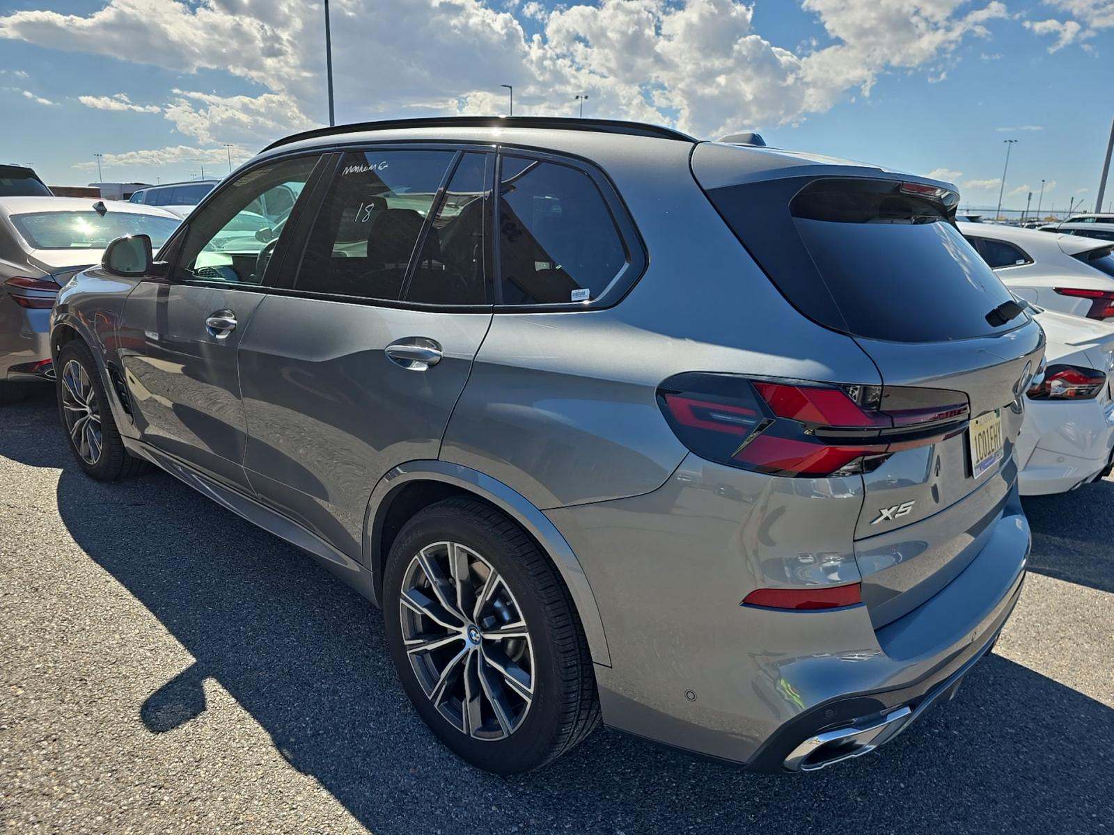 2025 BMW X5 xDrive50e AWD