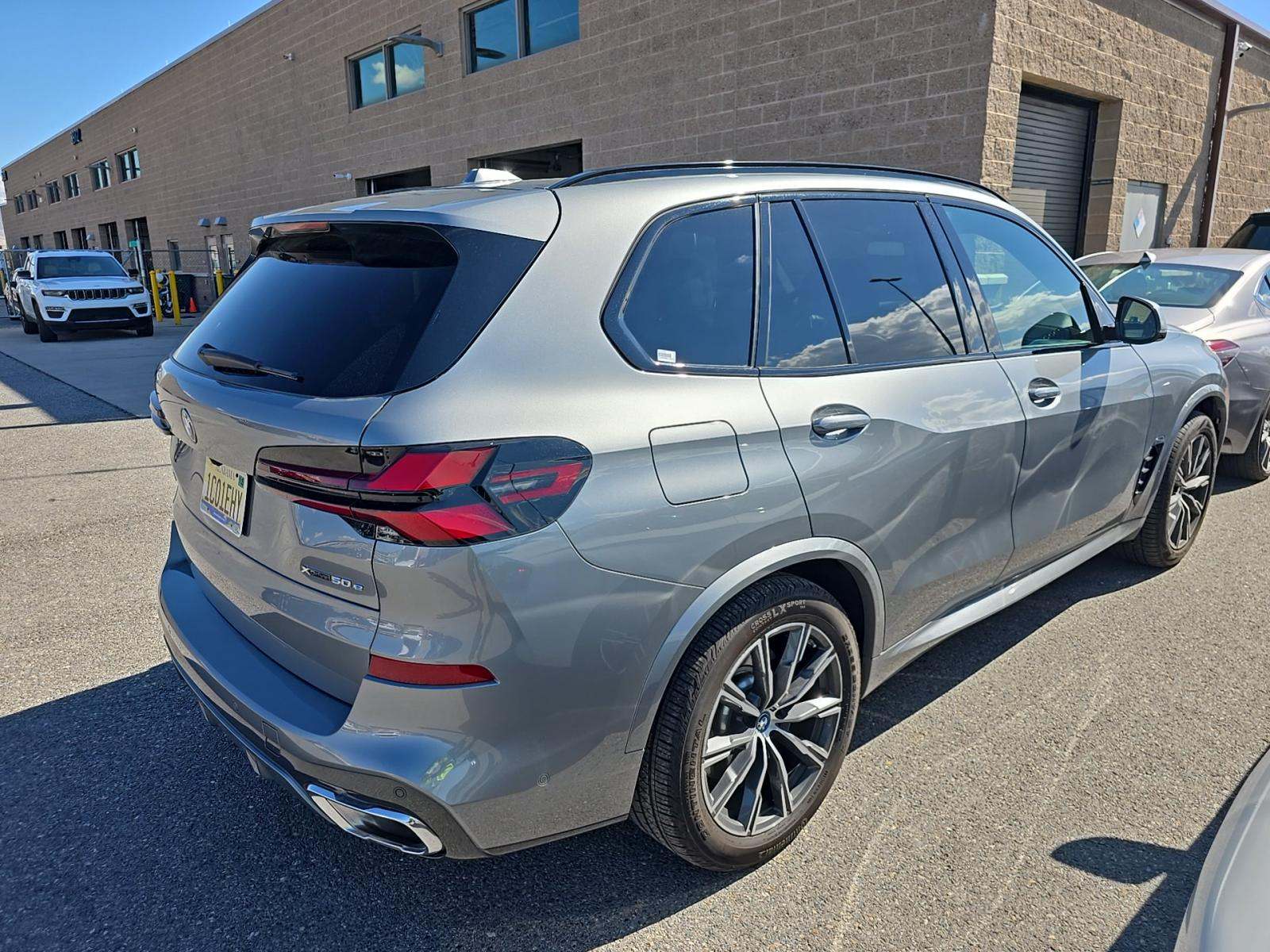 2025 BMW X5 xDrive50e AWD