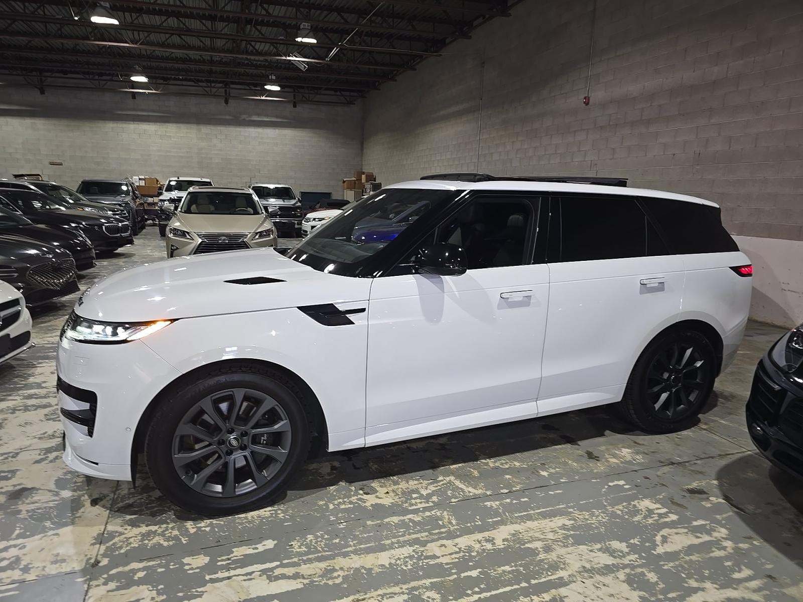 2024 Land Rover Range Rover Sport Dynamic SE AWD