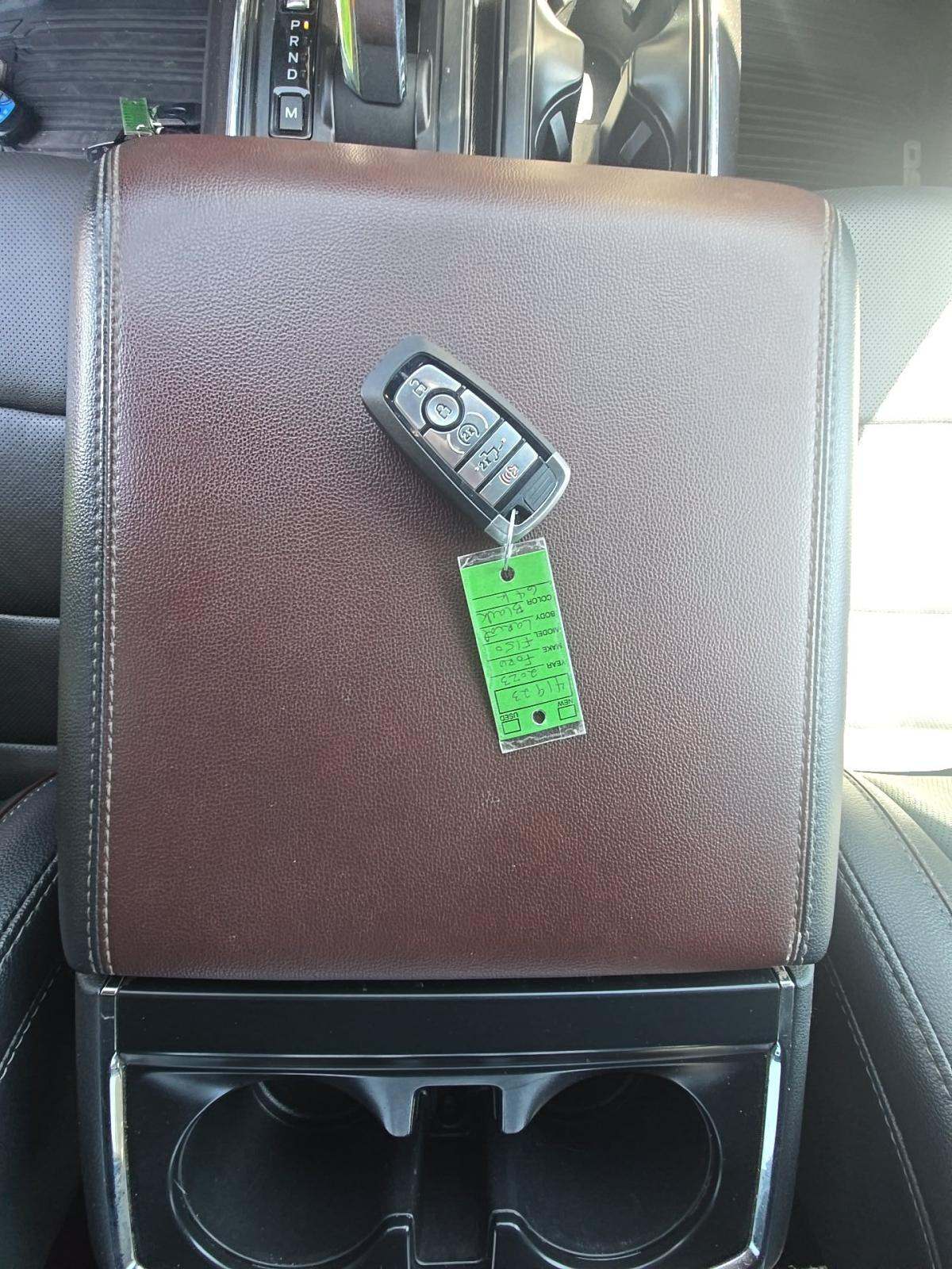 FORD F-150 - 8