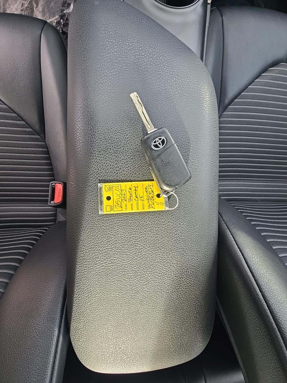 2023 Toyota Camry SE FWD