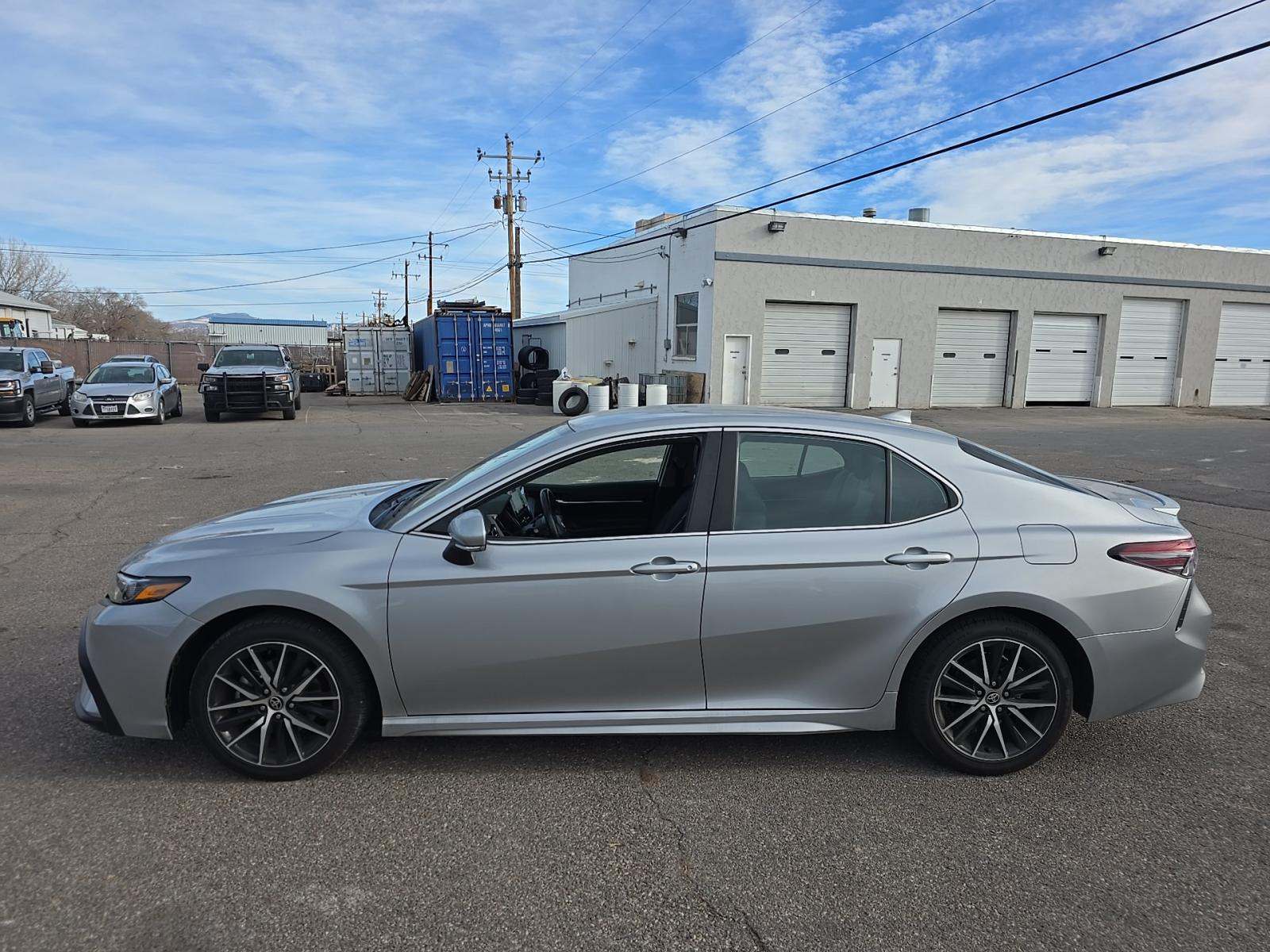 2023 Toyota Camry SE FWD