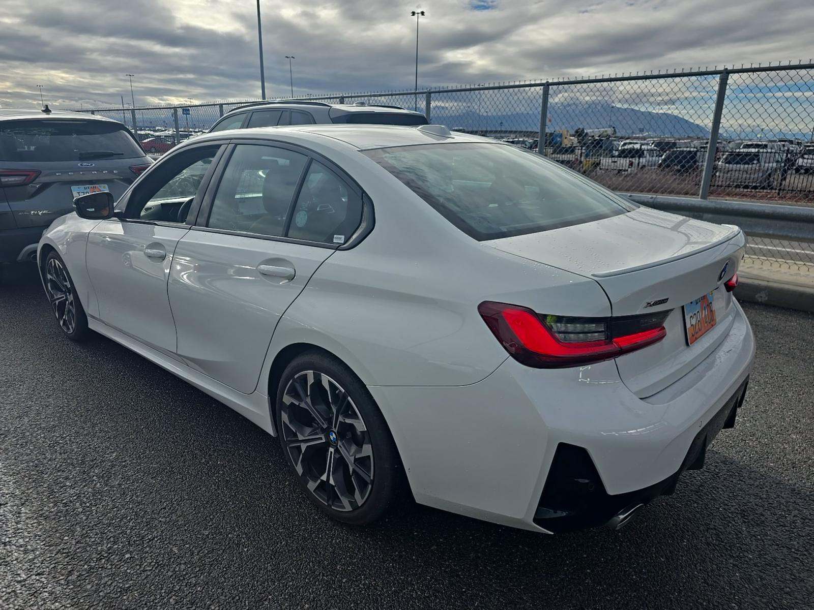 2025 BMW 3 Series 330i xDrive AWD