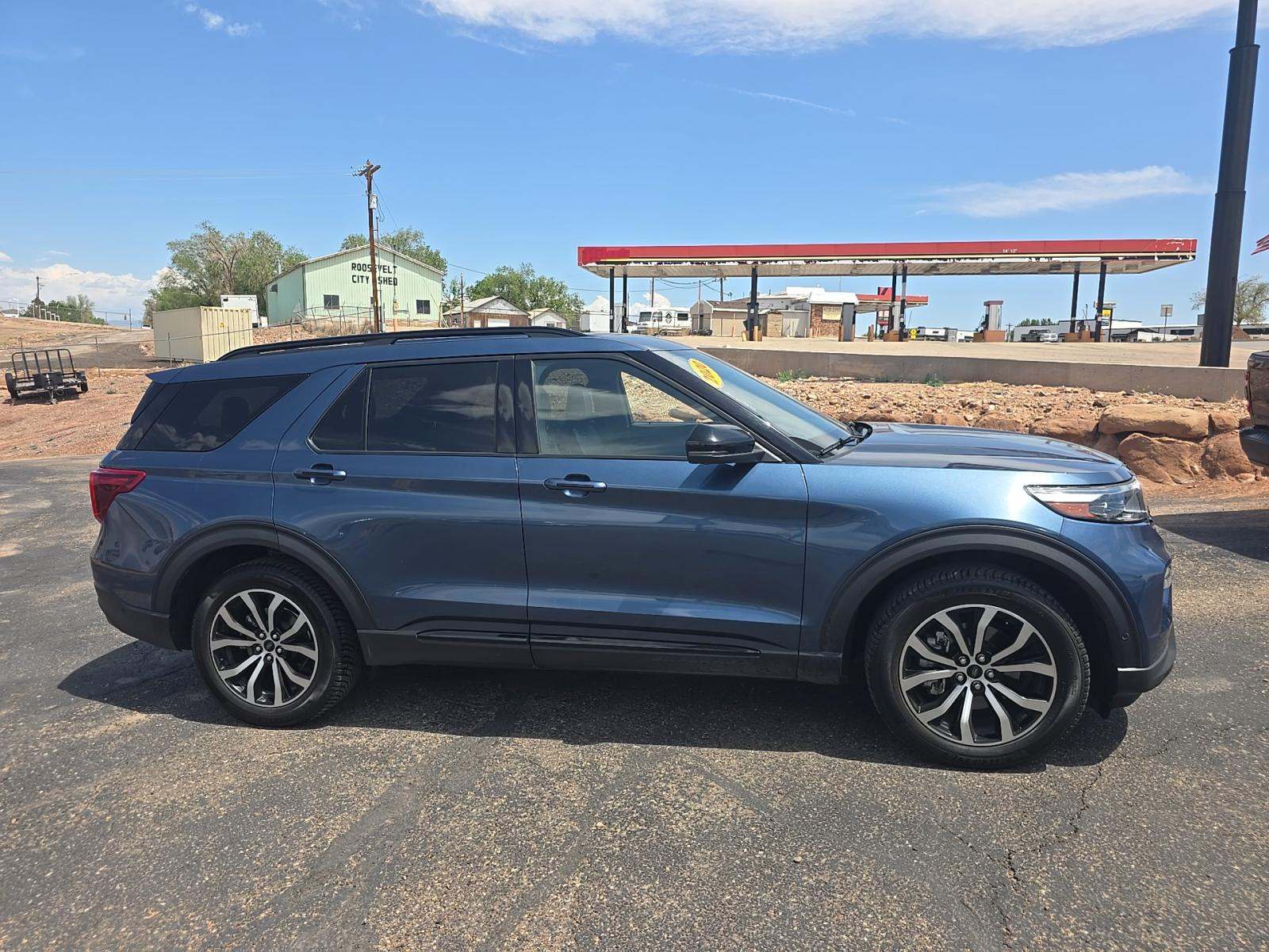 FORD EXPLORER - 4