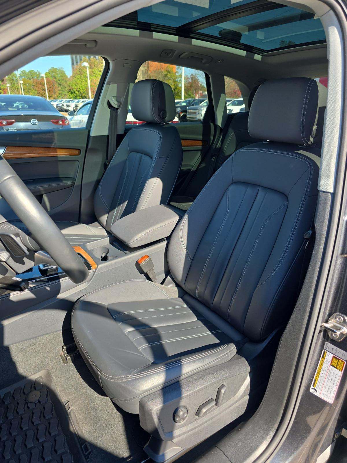 2023 Audi Q5 S line Premium Plus AWD