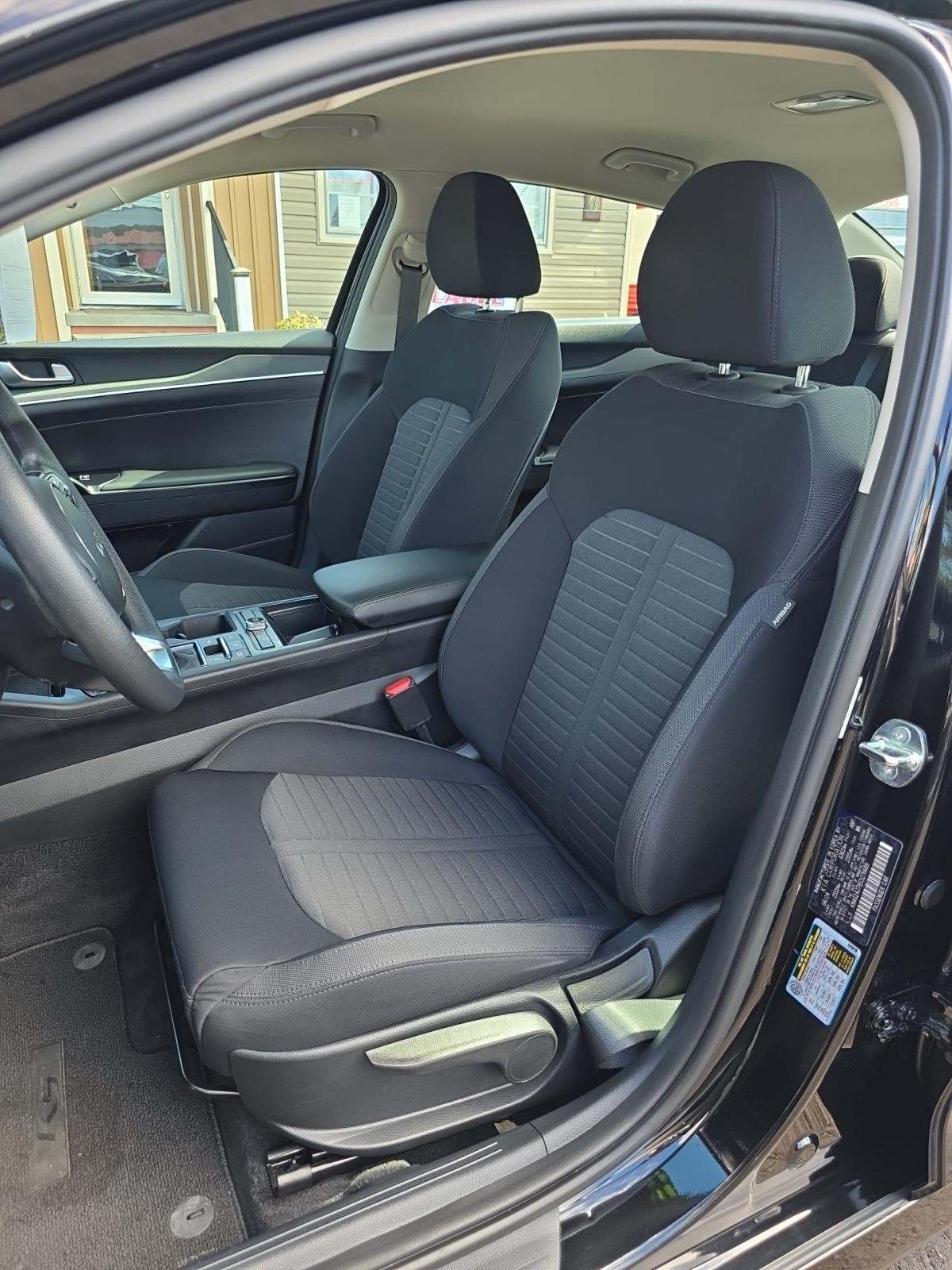 2025 Kia K5 LXS FWD